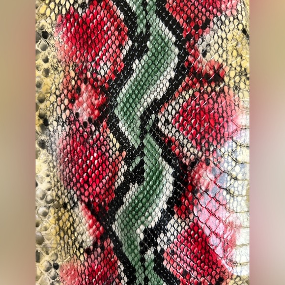 M Big Buddha oversized purse - Picture 4 of 16